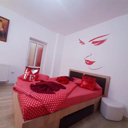 Costy Central Apartament בראשוב מראה חיצוני תמונה