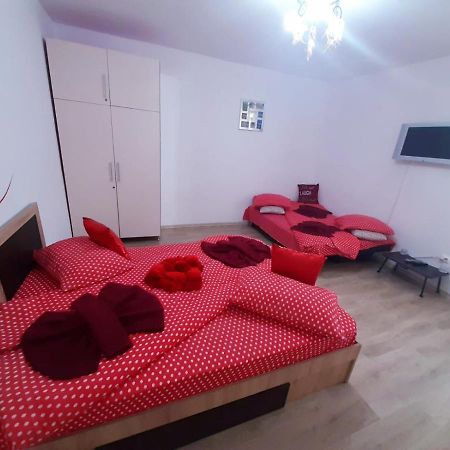 Costy Central Apartament בראשוב מראה חיצוני תמונה