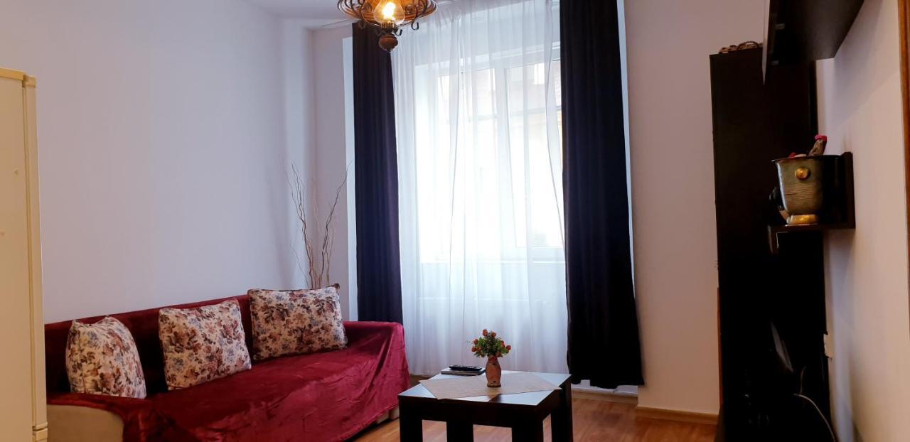 Costy Central Apartament בראשוב מראה חיצוני תמונה