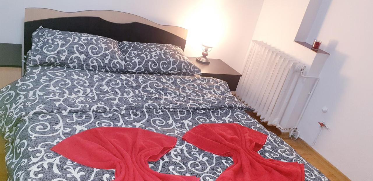 Costy Central Apartament בראשוב מראה חיצוני תמונה