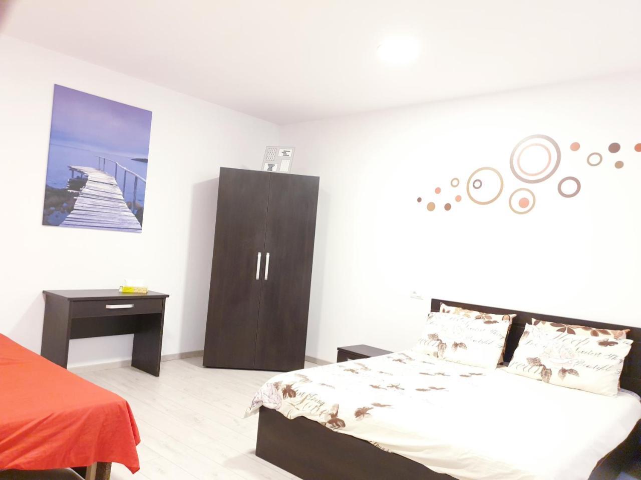 Costy Central Apartament בראשוב מראה חיצוני תמונה
