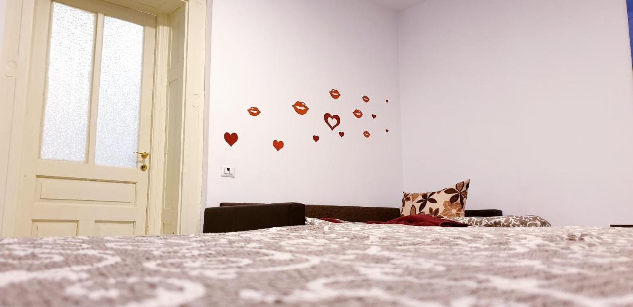 Costy Central Apartament בראשוב מראה חיצוני תמונה