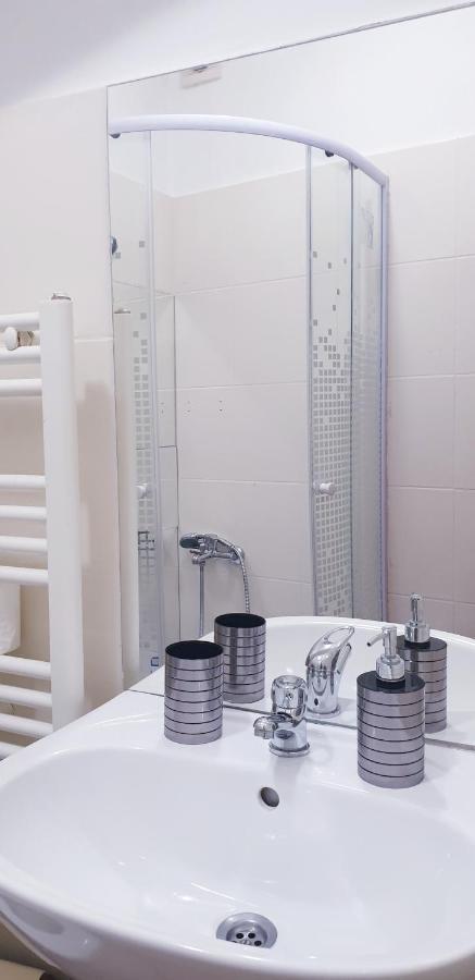 Costy Central Apartament בראשוב מראה חיצוני תמונה